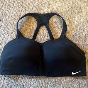 COPY - Nike women's sports bra